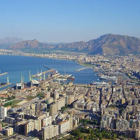 Διαμέρισμα Oreto Bridge *